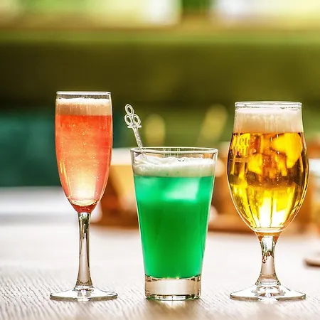 尼奥尔马莱波特温美居酒店
