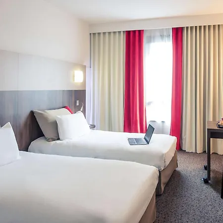 Mercure Marais Poitevin 4*