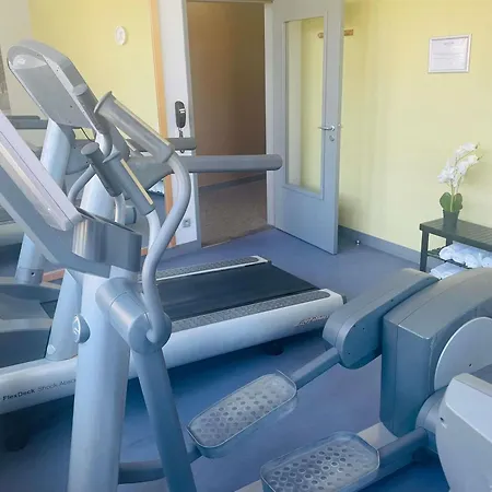 Hotell Mercure Marais Poitevin 4*