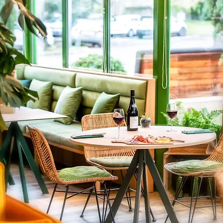 Mercure Marais Poitevin Hotell 4*