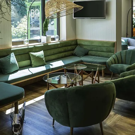 Hotell Mercure Marais Poitevin 4*