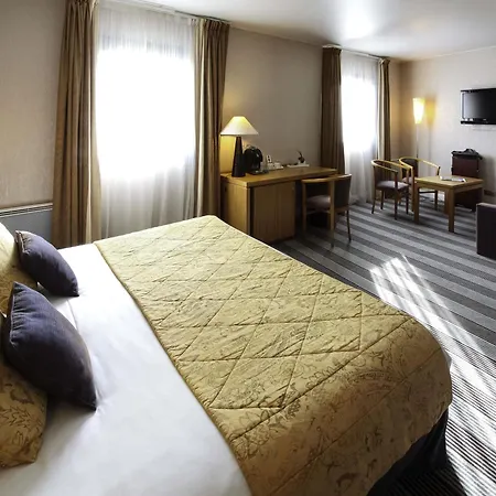 Mercure Marais Poitevin מלון 4*
