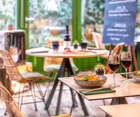 Mercure Marais Poitevin 4*