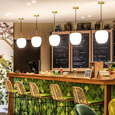 Mercure Marais Poitevin Hotel 4*
