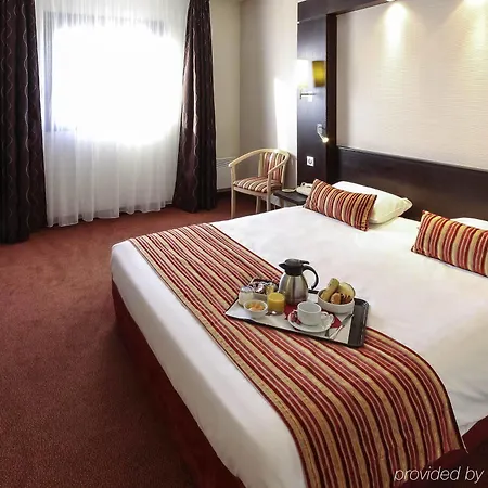 Mercure Marais Poitevin Hotel 4*